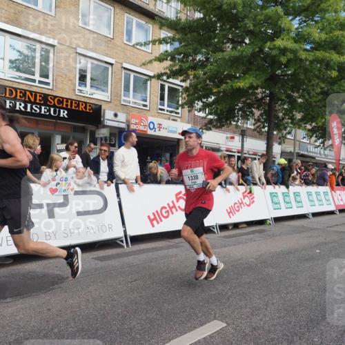 15.09.2024 - PSD Bank Halbmarathon Miley Keyser http://msf.ph/oto/7082030 15.09.2024 11:40:55 Ziel 697, 765, 1040, 1108, 1245, 1293, 1330, 1388, 2633 meine-sportfotos.de