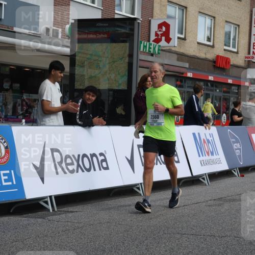 15.09.2024 - PSD Bank Halbmarathon Michael Strokosch http://msf.ph/oto/7082041 15.09.2024 12:27:40 Ziel 2114, 2156, 2309, 2360, 3284, 3424 meine-sportfotos.de