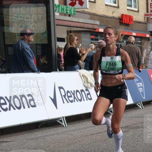 15.09.2024 - PSD Bank Halbmarathon Michael Strokosch http://msf.ph/oto/7082048 15.09.2024 11:18:54 Ziel 420, 584, 849, 866, 1066, 1085 meine-sportfotos.de