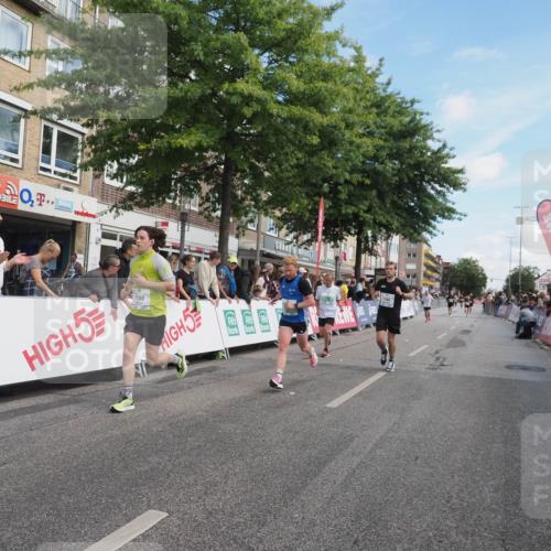 15.09.2024 - PSD Bank Halbmarathon Miley Keyser http://msf.ph/oto/7082049 15.09.2024 11:41:04 Ziel 697, 765, 1040, 1108, 1130, 1265, 1388, 1469, 2538, 3513 meine-sportfotos.de