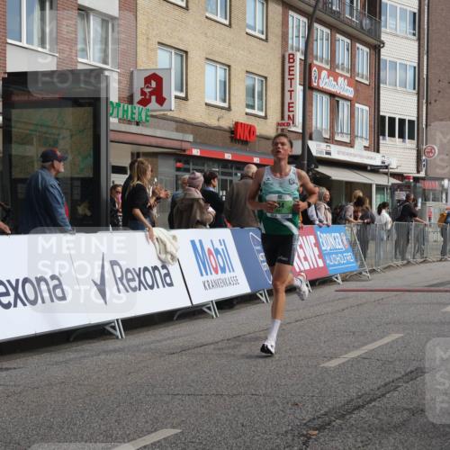 15.09.2024 - PSD Bank Halbmarathon Michael Strokosch http://msf.ph/oto/7082057 15.09.2024 11:18:55 Ziel 420, 584, 849, 866, 1066, 1085 meine-sportfotos.de