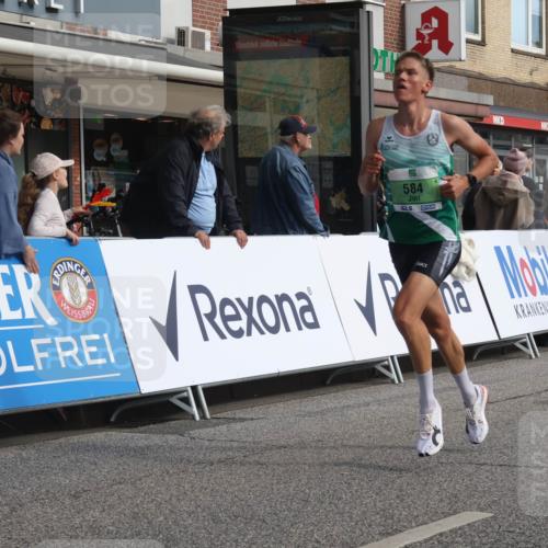 15.09.2024 - PSD Bank Halbmarathon Michael Strokosch http://msf.ph/oto/7082068 15.09.2024 11:18:55 Ziel 420, 584, 849, 866, 1066, 1085 meine-sportfotos.de