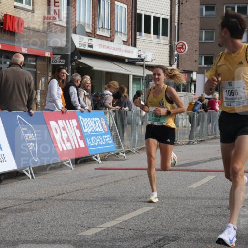 15.09.2024 - PSD Bank Halbmarathon Michael Strokosch http://msf.ph/oto/7082072 15.09.2024 11:18:56 Ziel 420, 584, 849, 866, 1066, 1085 meine-sportfotos.de