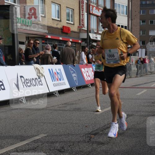 15.09.2024 - PSD Bank Halbmarathon Michael Strokosch http://msf.ph/oto/7082081 15.09.2024 11:18:57 Ziel 420, 584, 849, 866, 1066, 1085 meine-sportfotos.de