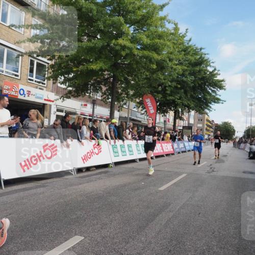 15.09.2024 - PSD Bank Halbmarathon Miley Keyser http://msf.ph/oto/7082101 15.09.2024 11:41:12 Ziel 697, 765, 1108, 1130, 1244, 1265, 1388, 1469, 1936, 2538, 3513 meine-sportfotos.de