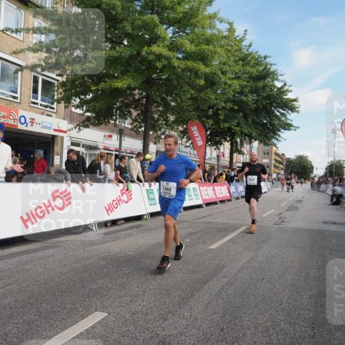 15.09.2024 - PSD Bank Halbmarathon Miley Keyser http://msf.ph/oto/7082123 15.09.2024 11:41:14 Ziel 697, 761, 765, 1130, 1244, 1265, 1388, 1469, 1936, 2538, 3513 meine-sportfotos.de