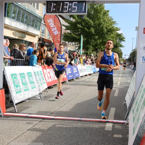 15.09.2024 - PSD Bank Halbmarathon Strokosch-Dieckow http://msf.ph/oto/7082127 15.09.2024 11:14:42 Ziel 412, 540, 544, 564, 565, 568, 589, 613, 845, 848 meine-sportfotos.de