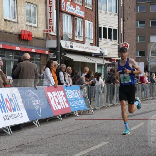 15.09.2024 - PSD Bank Halbmarathon Michael Strokosch http://msf.ph/oto/7082146 15.09.2024 11:19:08 Ziel 640, 866, 1066 meine-sportfotos.de