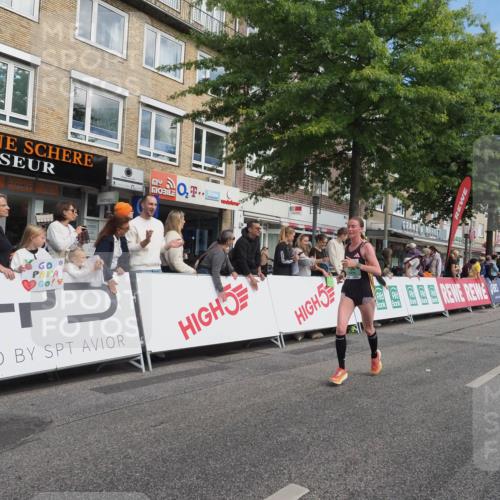 15.09.2024 - PSD Bank Halbmarathon Miley Keyser http://msf.ph/oto/7082179 15.09.2024 11:41:28 Ziel 761, 768, 934, 960, 1243, 1244, 1320, 1936, 1970, 2083 meine-sportfotos.de