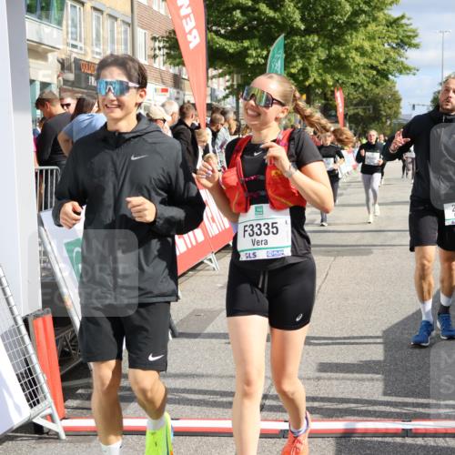 15.09.2024 - PSD Bank Halbmarathon Strokosch-Dieckow http://msf.ph/oto/7082199 15.09.2024 12:35:37 Ziel 2207, 2324, 3300, 3335, 3468 meine-sportfotos.de