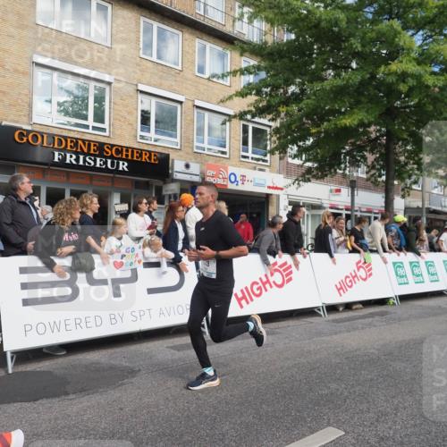 15.09.2024 - PSD Bank Halbmarathon Miley Keyser http://msf.ph/oto/7082226 15.09.2024 11:41:35 Ziel 761, 768, 934, 943, 960, 1203, 1241, 1243, 1262, 1320, 1970, 2083, 2707, 2850 meine-sportfotos.de