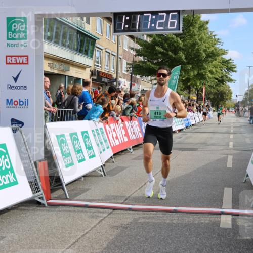 15.09.2024 - PSD Bank Halbmarathon Strokosch-Dieckow http://msf.ph/oto/7082229 15.09.2024 11:18:17 Ziel 418, 582, 583, 863, 1077, 2614 meine-sportfotos.de