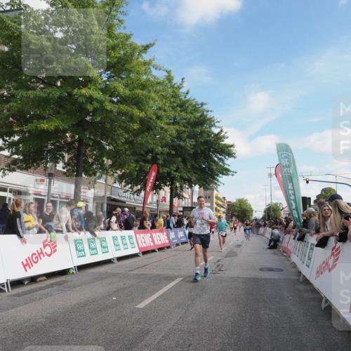 15.09.2024 - PSD Bank Halbmarathon Miley Keyser http://msf.ph/oto/7082233 15.09.2024 11:41:37 Ziel 768, 934, 943, 960, 1183, 1203, 1241, 1243, 1260, 1262, 1320, 1970, 2083, 2707, 2850 meine-sportfotos.de