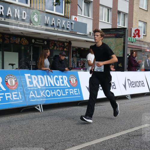 15.09.2024 - PSD Bank Halbmarathon Michael Strokosch http://msf.ph/oto/7082241 15.09.2024 12:27:57 Ziel 1858, 2322, 2420, 3073, 3284 meine-sportfotos.de