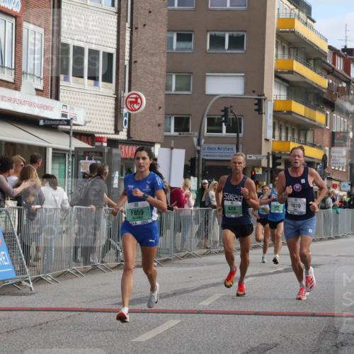 15.09.2024 - PSD Bank Halbmarathon Michael Strokosch http://msf.ph/oto/7082255 15.09.2024 11:19:21 Ziel 401, 628, 630, 640, 822, 859, 887, 1070 meine-sportfotos.de