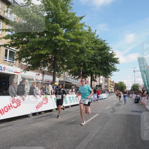 15.09.2024 - PSD Bank Halbmarathon Miley Keyser http://msf.ph/oto/7082260 15.09.2024 11:41:40 Ziel 768, 943, 960, 1183, 1203, 1241, 1243, 1260, 1262, 1320, 1970, 2083, 2707, 2850 meine-sportfotos.de