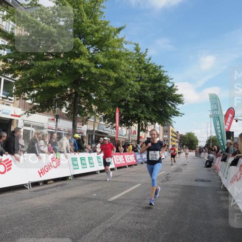 15.09.2024 - PSD Bank Halbmarathon Miley Keyser http://msf.ph/oto/7082275 15.09.2024 11:41:43 Ziel 768, 943, 953, 960, 1183, 1203, 1241, 1243, 1260, 1262, 1320, 1542, 1970, 2083, 2707, 2850 meine-sportfotos.de