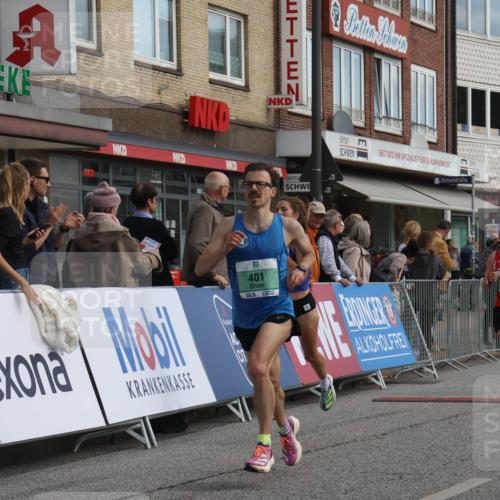 15.09.2024 - PSD Bank Halbmarathon Michael Strokosch http://msf.ph/oto/7082334 15.09.2024 11:19:25 Ziel 401, 628, 630, 822, 859, 887, 1070 meine-sportfotos.de