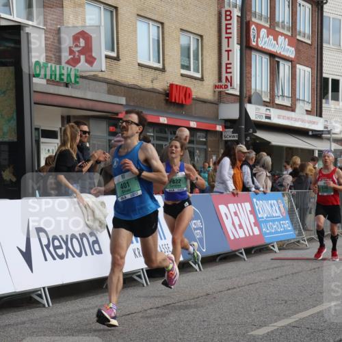 15.09.2024 - PSD Bank Halbmarathon Michael Strokosch http://msf.ph/oto/7082342 15.09.2024 11:19:26 Ziel 401, 628, 630, 822, 859, 870, 887, 1070 meine-sportfotos.de