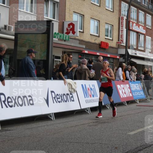 15.09.2024 - PSD Bank Halbmarathon Michael Strokosch http://msf.ph/oto/7082364 15.09.2024 11:19:27 Ziel 401, 628, 630, 822, 859, 870, 887, 1070 meine-sportfotos.de