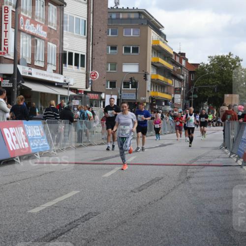 15.09.2024 - PSD Bank Halbmarathon Michael Strokosch http://msf.ph/oto/7082370 15.09.2024 12:28:06 Ziel 1858, 2322, 2439, 2441, 3073, 3327 meine-sportfotos.de