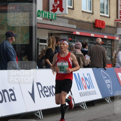 15.09.2024 - PSD Bank Halbmarathon Michael Strokosch http://msf.ph/oto/7082373 15.09.2024 11:19:28 Ziel 401, 628, 630, 822, 859, 870, 887, 1070, 2468 meine-sportfotos.de