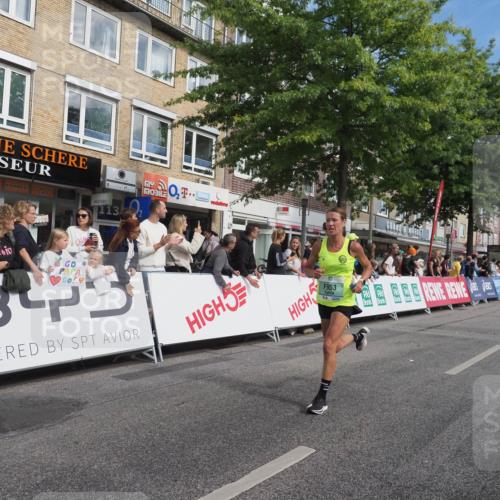 15.09.2024 - PSD Bank Halbmarathon Miley Keyser http://msf.ph/oto/7082390 15.09.2024 11:41:58 Ziel 726, 735, 763, 953, 1183, 1215, 1260, 1309, 1542, 1671, 2661 meine-sportfotos.de