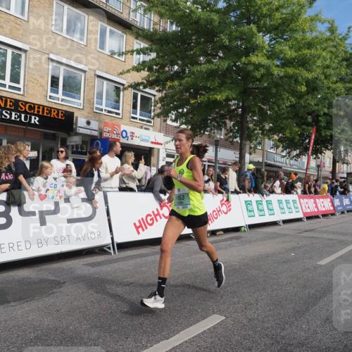15.09.2024 - PSD Bank Halbmarathon Miley Keyser http://msf.ph/oto/7082393 15.09.2024 11:41:58 Ziel 726, 735, 763, 953, 1183, 1215, 1260, 1309, 1542, 1671, 2661 meine-sportfotos.de