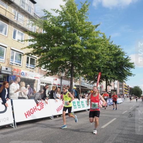 15.09.2024 - PSD Bank Halbmarathon Miley Keyser http://msf.ph/oto/7082404 15.09.2024 11:42:03 Ziel 726, 735, 763, 953, 1215, 1309, 1542, 1592, 1671, 2661 meine-sportfotos.de