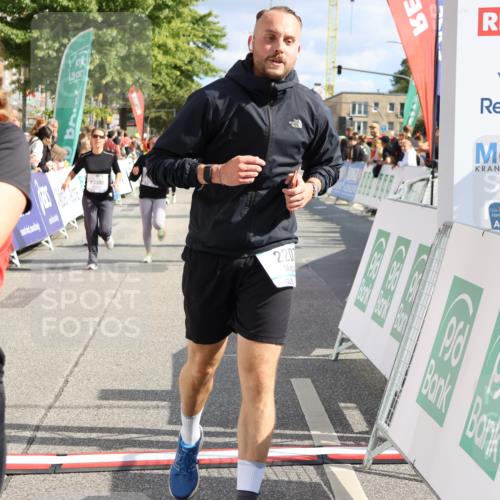 15.09.2024 - PSD Bank Halbmarathon Strokosch-Dieckow http://msf.ph/oto/7082407 15.09.2024 12:35:38 Ziel 2207, 2324, 3178, 3300, 3335, 3468 meine-sportfotos.de