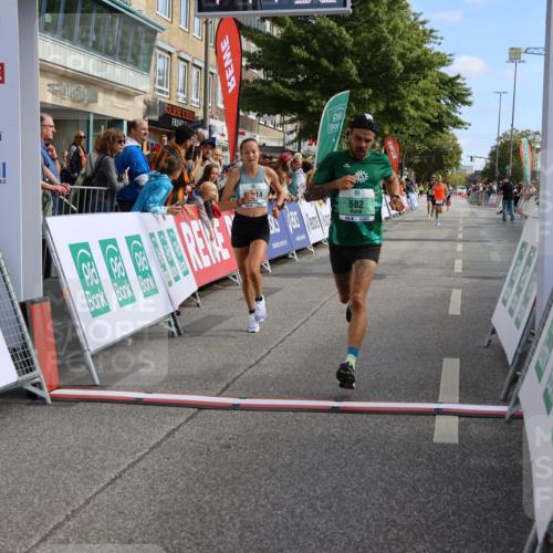 15.09.2024 - PSD Bank Halbmarathon Strokosch-Dieckow http://msf.ph/oto/7082408 15.09.2024 11:18:23 Ziel 418, 582, 583, 1006, 1073, 1077, 2614 meine-sportfotos.de