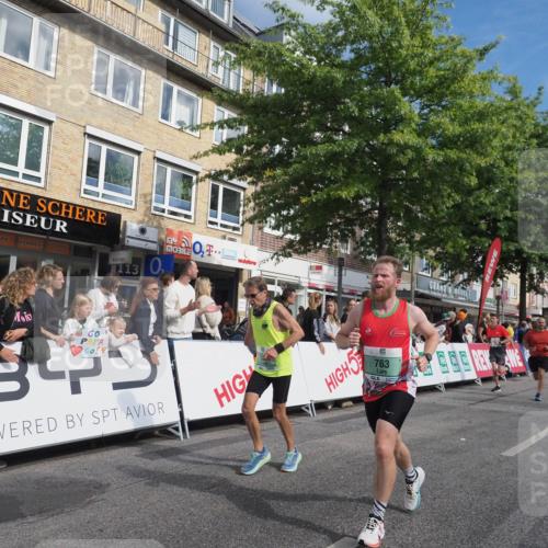 15.09.2024 - PSD Bank Halbmarathon Miley Keyser http://msf.ph/oto/7082412 15.09.2024 11:42:03 Ziel 726, 735, 763, 953, 1215, 1309, 1542, 1592, 1671, 2661 meine-sportfotos.de