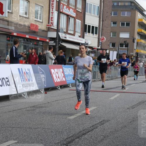 15.09.2024 - PSD Bank Halbmarathon Michael Strokosch http://msf.ph/oto/7082417 15.09.2024 12:28:08 Ziel 2322, 2392, 2439, 2441, 3017, 3073, 3121, 3327 meine-sportfotos.de