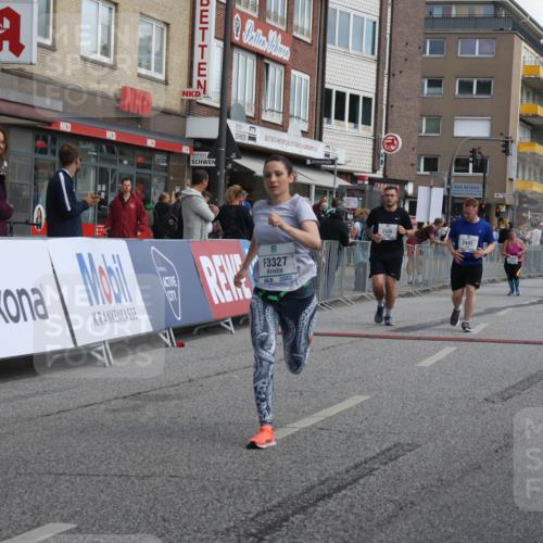 15.09.2024 - PSD Bank Halbmarathon Michael Strokosch http://msf.ph/oto/7082421 15.09.2024 12:28:09 Ziel 2322, 2392, 2439, 2441, 3017, 3073, 3121, 3274, 3327 meine-sportfotos.de