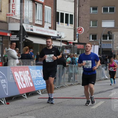 15.09.2024 - PSD Bank Halbmarathon Michael Strokosch http://msf.ph/oto/7082437 15.09.2024 12:28:10 Ziel 2322, 2392, 2439, 2441, 3017, 3073, 3121, 3274, 3327 meine-sportfotos.de