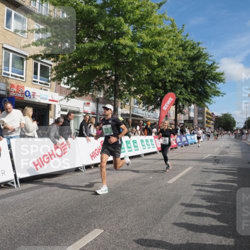 15.09.2024 - PSD Bank Halbmarathon Miley Keyser http://msf.ph/oto/7082438 15.09.2024 11:42:10 Ziel 726, 735, 763, 1215, 1259, 1470, 1566, 1592, 1671, 1875, 2643, 2661 meine-sportfotos.de