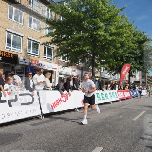 15.09.2024 - PSD Bank Halbmarathon Miley Keyser http://msf.ph/oto/7082466 15.09.2024 11:42:15 Ziel 735, 920, 968, 1151, 1259, 1470, 1533, 1559, 1566, 1592, 1875, 2643, 2661 meine-sportfotos.de