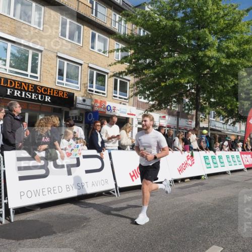 15.09.2024 - PSD Bank Halbmarathon Miley Keyser http://msf.ph/oto/7082472 15.09.2024 11:42:15 Ziel 735, 920, 968, 1151, 1259, 1470, 1533, 1559, 1566, 1592, 1875, 2643, 2661 meine-sportfotos.de