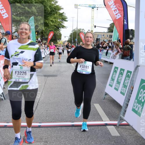 15.09.2024 - PSD Bank Halbmarathon Strokosch-Dieckow http://msf.ph/oto/7082475 15.09.2024 12:26:21 Ziel 3156, 3157, 3226, 3239, 3281, 3286, 3413 meine-sportfotos.de