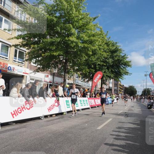 15.09.2024 - PSD Bank Halbmarathon Miley Keyser http://msf.ph/oto/7082490 15.09.2024 11:42:18 Ziel 772, 920, 968, 1151, 1259, 1470, 1533, 1559, 1566, 1592, 1875, 2643, 2661 meine-sportfotos.de
