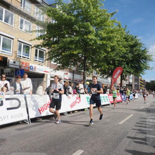 15.09.2024 - PSD Bank Halbmarathon Miley Keyser http://msf.ph/oto/7082509 15.09.2024 11:42:19 Ziel 772, 920, 968, 1151, 1259, 1470, 1533, 1559, 1566, 1592, 1774, 1875, 2643, 2661 meine-sportfotos.de