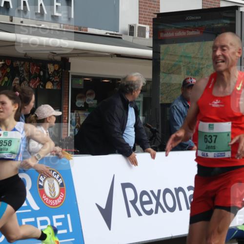 15.09.2024 - PSD Bank Halbmarathon Michael Strokosch http://msf.ph/oto/7082517 15.09.2024 11:19:39 Ziel 508, 605, 608, 630, 637, 668, 820, 822, 858, 870, 2468 meine-sportfotos.de