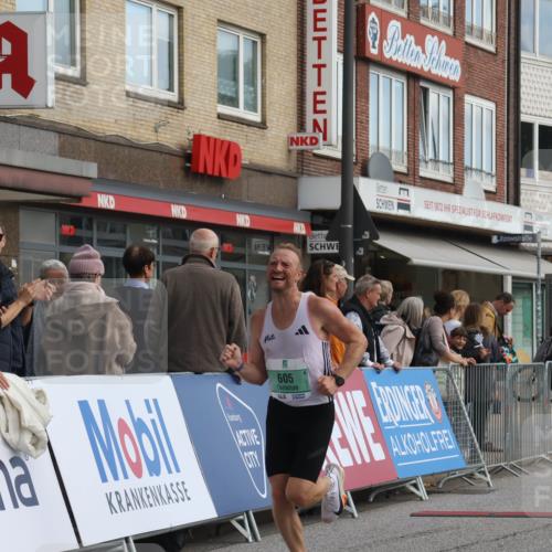 15.09.2024 - PSD Bank Halbmarathon Michael Strokosch http://msf.ph/oto/7082526 15.09.2024 11:19:40 Ziel 508, 605, 608, 615, 630, 637, 668, 820, 858, 870, 871, 2468 meine-sportfotos.de