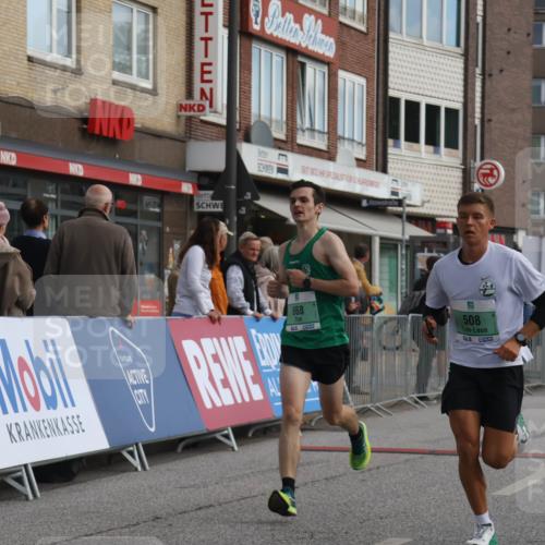 15.09.2024 - PSD Bank Halbmarathon Michael Strokosch http://msf.ph/oto/7082551 15.09.2024 11:19:42 Ziel 508, 605, 608, 615, 637, 668, 820, 858, 870, 871, 2468 meine-sportfotos.de