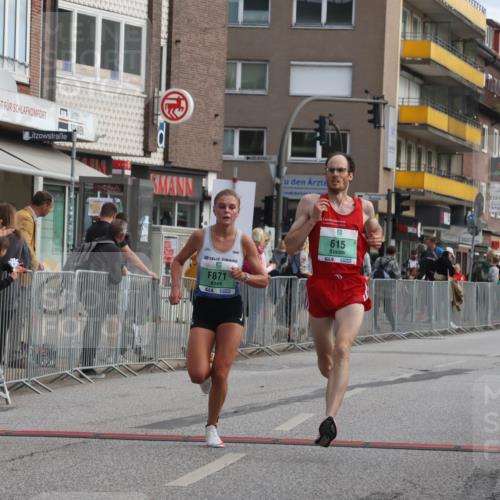 15.09.2024 - PSD Bank Halbmarathon Michael Strokosch http://msf.ph/oto/7082587 15.09.2024 11:19:46 Ziel 508, 605, 608, 615, 637, 668, 820, 858, 870, 871, 2468 meine-sportfotos.de