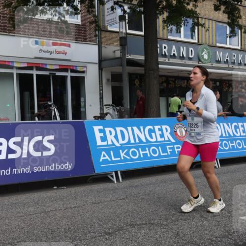 15.09.2024 - PSD Bank Halbmarathon Michael Strokosch http://msf.ph/oto/7082639 15.09.2024 12:28:25 Ziel 2392, 3017, 3121, 3225, 3274 meine-sportfotos.de