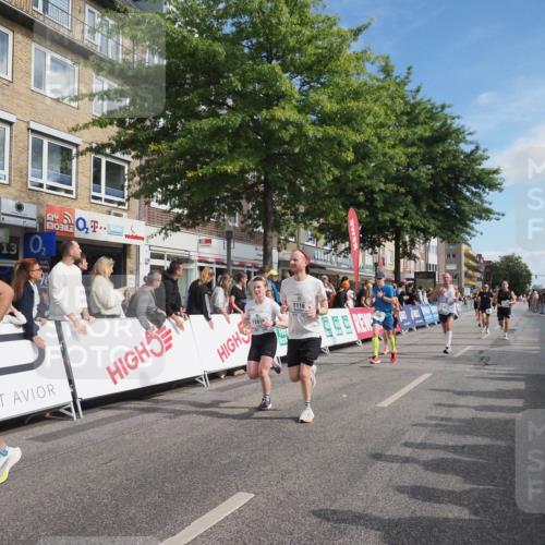 15.09.2024 - PSD Bank Halbmarathon Miley Keyser http://msf.ph/oto/7082646 15.09.2024 11:42:39 Ziel 715, 772, 956, 1116, 1213, 1292, 1468, 1479, 1589, 1719, 1774, 2489, 2610, 2659 meine-sportfotos.de