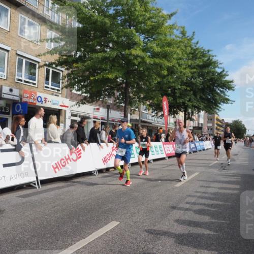 15.09.2024 - PSD Bank Halbmarathon Miley Keyser http://msf.ph/oto/7082660 15.09.2024 11:42:41 Ziel 715, 760, 956, 1116, 1213, 1292, 1468, 1479, 1548, 1589, 1719, 1774, 2489, 2610, 2659 meine-sportfotos.de