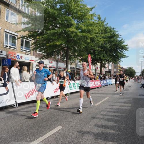 15.09.2024 - PSD Bank Halbmarathon Miley Keyser http://msf.ph/oto/7082664 15.09.2024 11:42:41 Ziel 715, 760, 956, 1116, 1213, 1292, 1468, 1479, 1548, 1589, 1719, 1774, 2489, 2610, 2659 meine-sportfotos.de