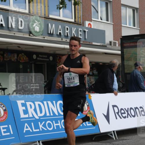 15.09.2024 - PSD Bank Halbmarathon Michael Strokosch http://msf.ph/oto/7082670 15.09.2024 11:19:58 Ziel 611, 615, 843, 871, 1011, 2613 meine-sportfotos.de